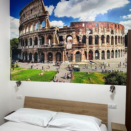 Laura Luxury Apartment In The Center Roma Exterior foto