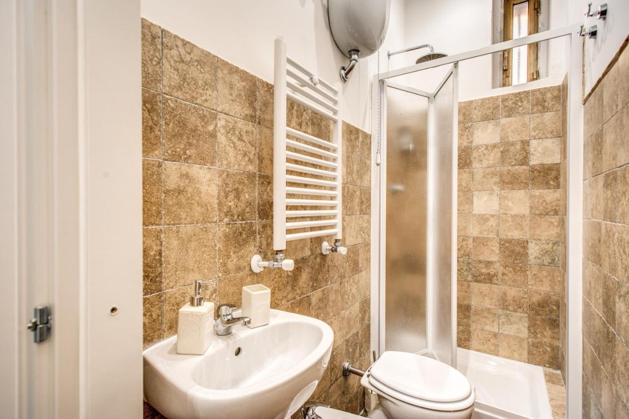 Laura Luxury Apartment In The Center Roma Exterior foto